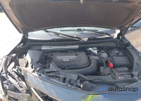 2021 Cadillac Xt4 Awd Luxury z USA, uszkodzony, nr VIN 1GYFZBR43MF001738